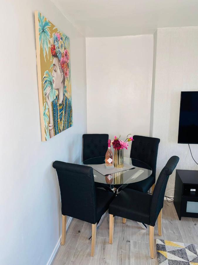 Bright, Spacious, Modern Interior Decor 2 Bedrooms Apartment With Amazing Views London Exterior photo